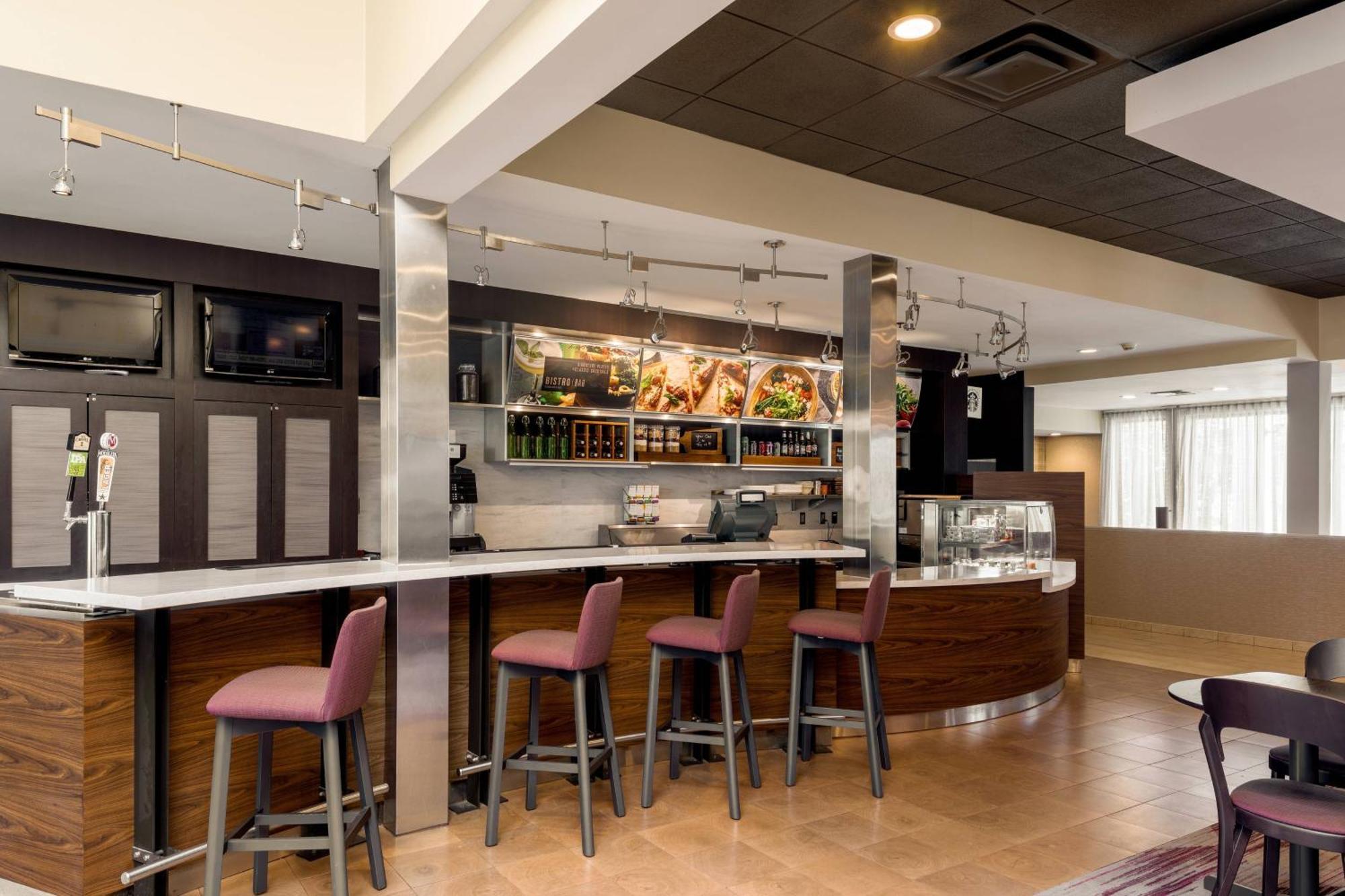 Courtyard Cincinnati Blue Ash Luaran gambar
